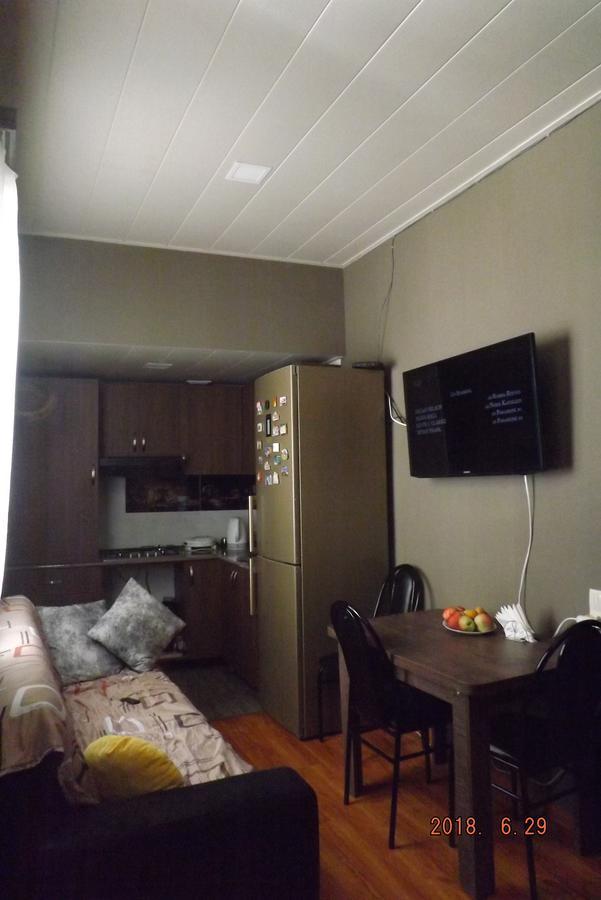 Guest House Gio Tbilissi Extérieur photo